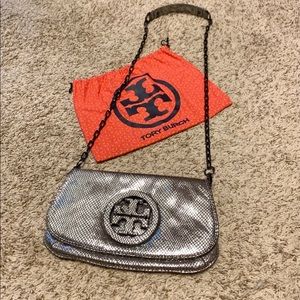 Tory Burch Reva Crossbody Silver Gunmetal
